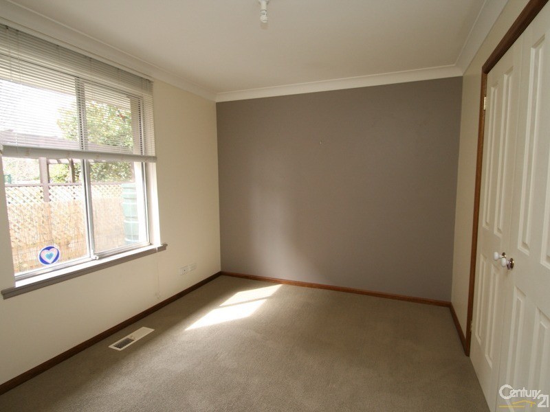 6 WOODWARD STREET, Orange NSW 2800