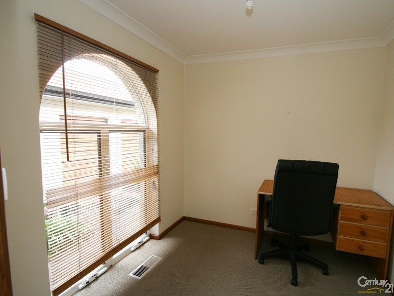 6 WOODWARD STREET, Orange NSW 2800