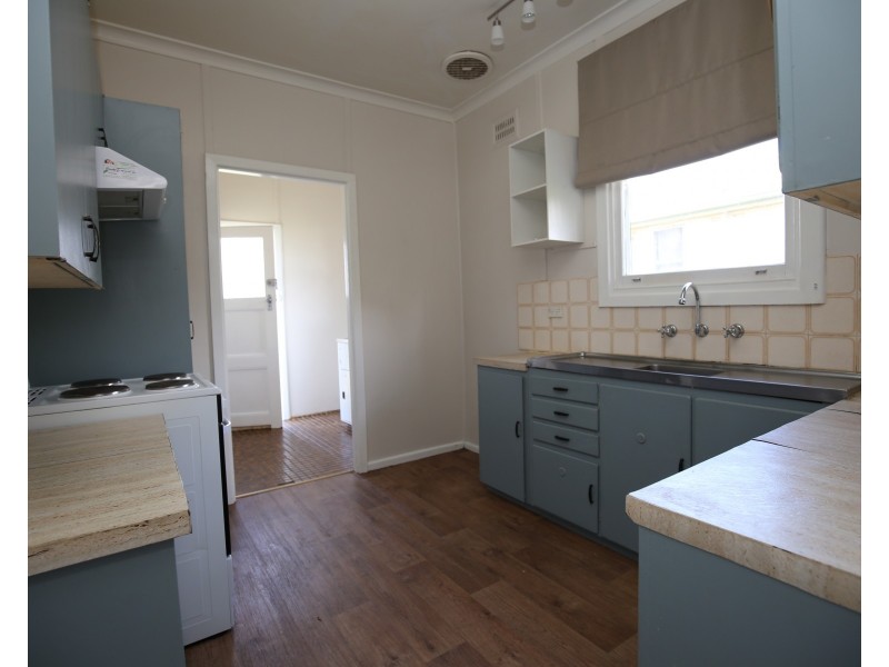 110 Anson Street, Orange NSW 2800