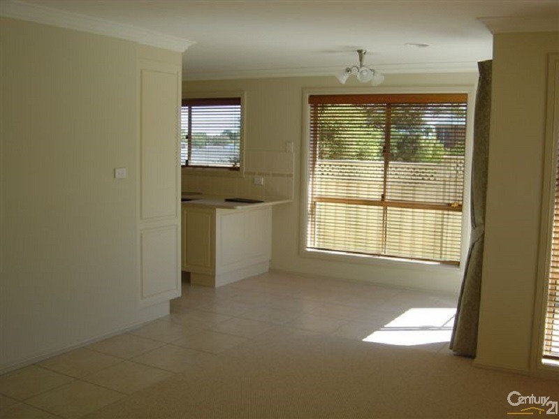 5/54A Amana Circuit, Orange NSW 2800