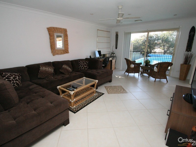 17  LYREBIRD PLACE, Orange NSW 2800