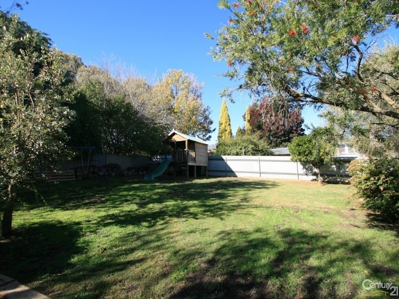 33 JAMES SHEAHAN DRIVE, Orange NSW 2800