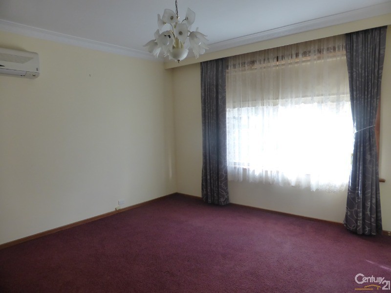 38 Warrendine Street, Orange Grove NSW 2380