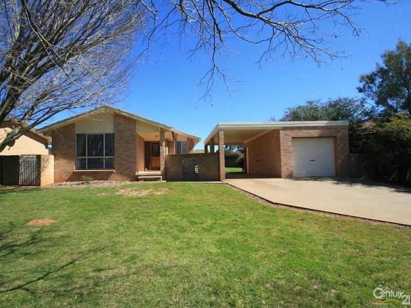 11 JAMES SHEAHAN DRIVE, Orange NSW 2800