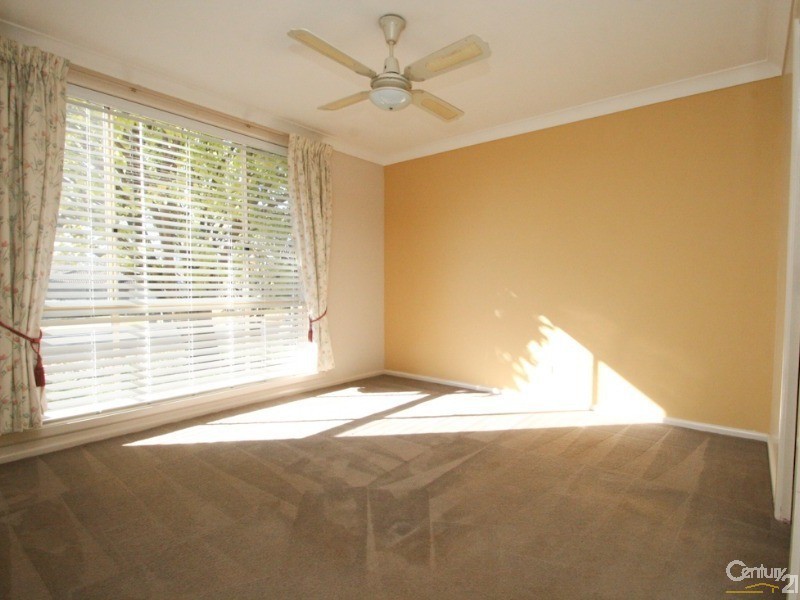 11 JAMES SHEAHAN DRIVE, Orange NSW 2800