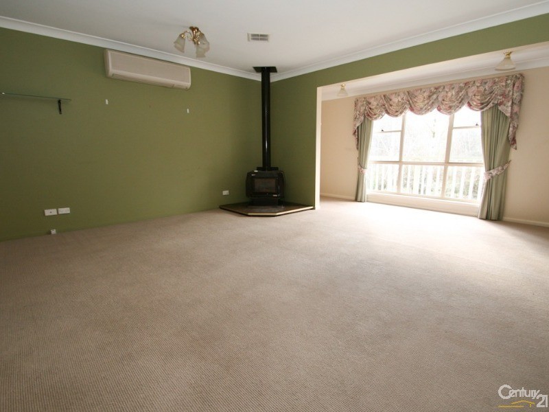 Spring Hill NSW 2800