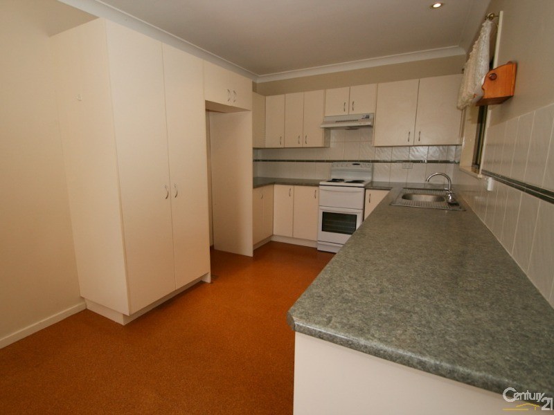 Spring Hill NSW 2800