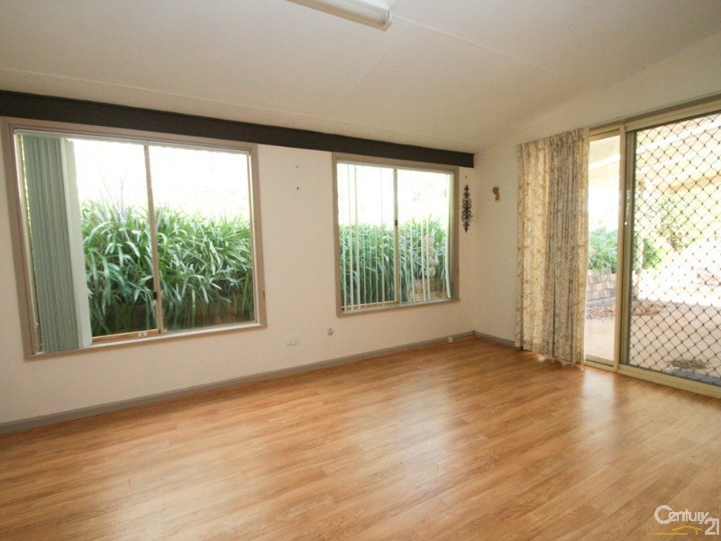 Spring Hill NSW 2800