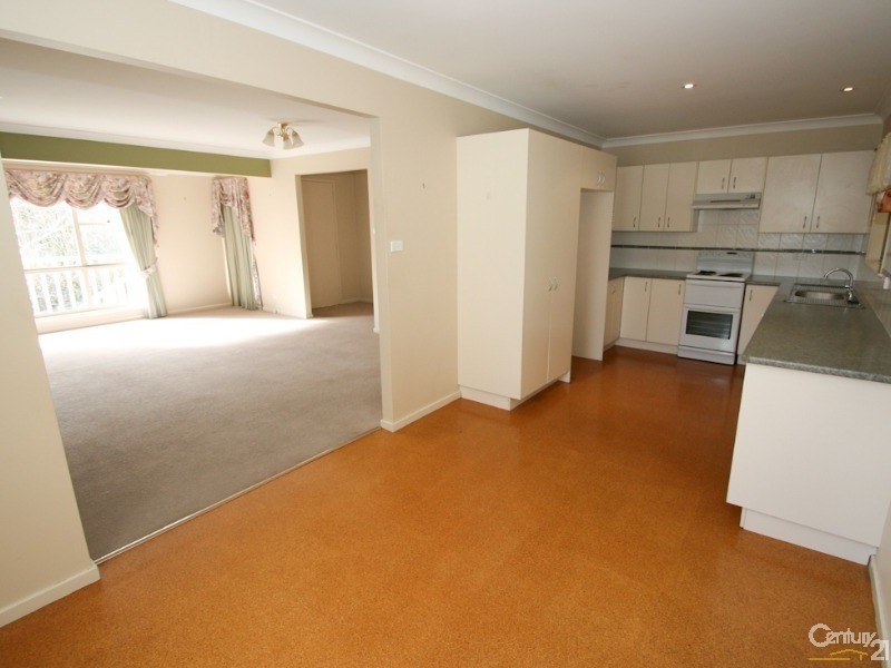 Spring Hill NSW 2800