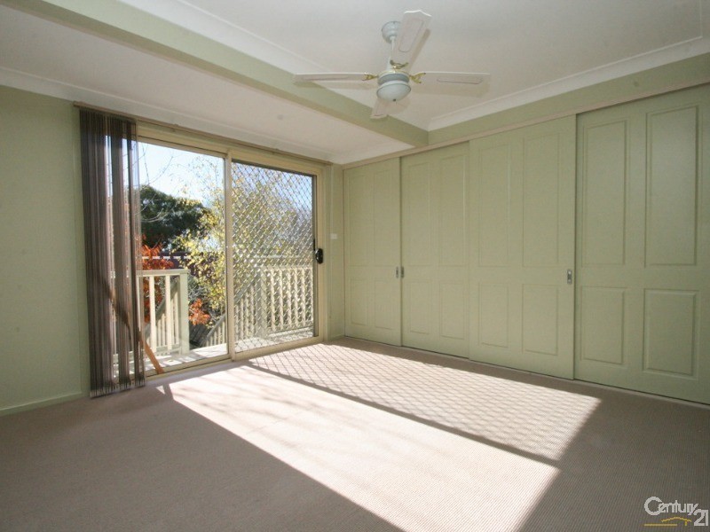 Spring Hill NSW 2800