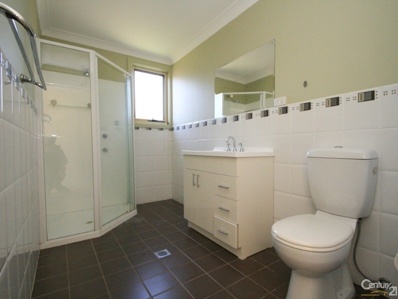 Spring Hill NSW 2800