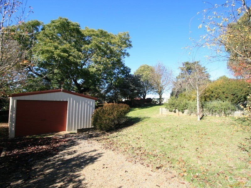 Spring Hill NSW 2800