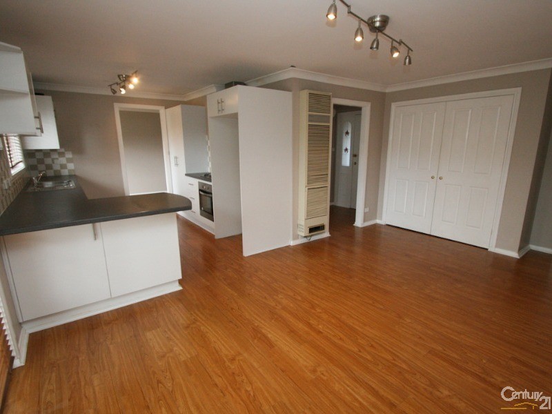 11 ALAN RIDLEY PLACE, Orange NSW 2800