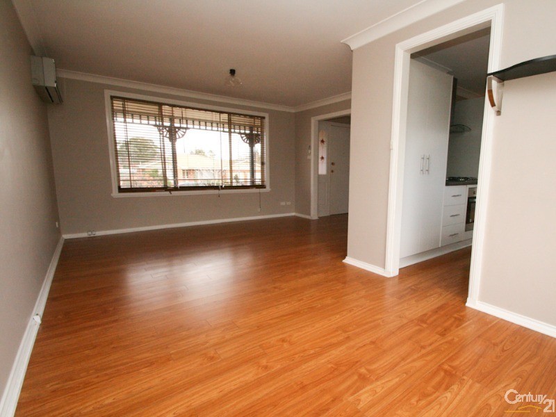 11 ALAN RIDLEY PLACE, Orange NSW 2800