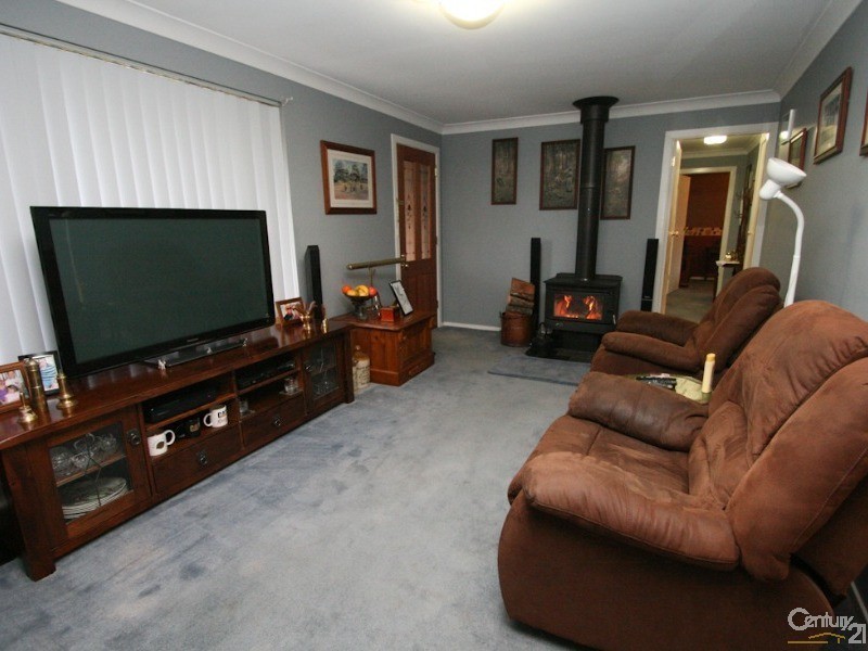 7 PIONEER PLACE, Orange NSW 2800