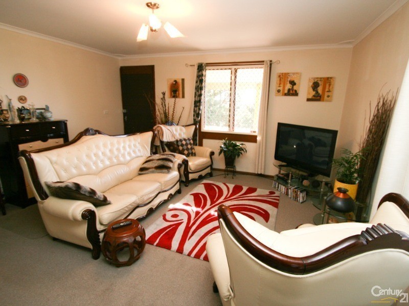 5 LEWANA PLACE, Orange NSW 2800