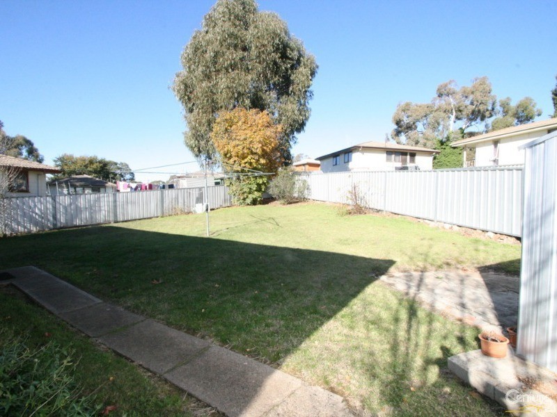 5 LEWANA PLACE, Orange NSW 2800