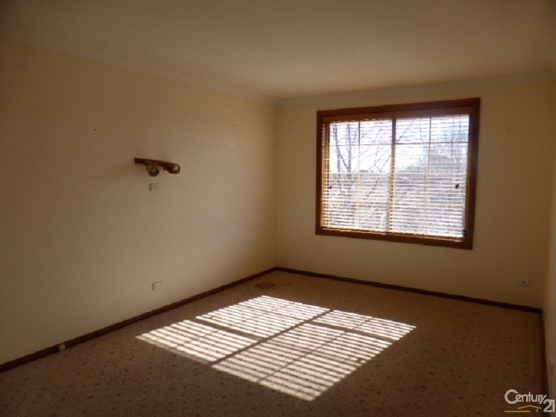 3 Ibis Crescent, Orange NSW 2800