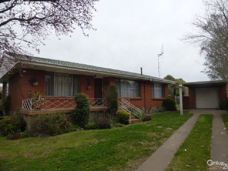 349 Peisley Street, Orange NSW 2800