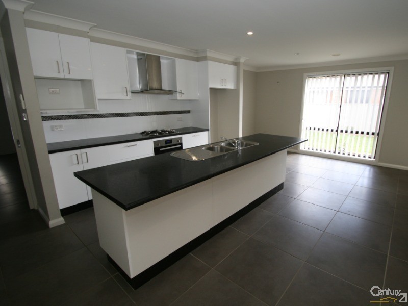 54 Diamond Drive, Orange NSW 2800