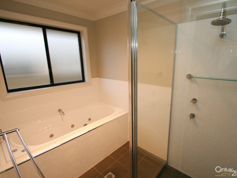 54 Diamond Drive, Orange NSW 2800