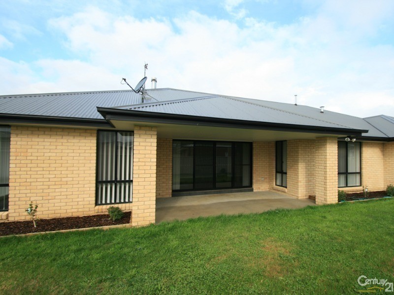 54 Diamond Drive, Orange NSW 2800