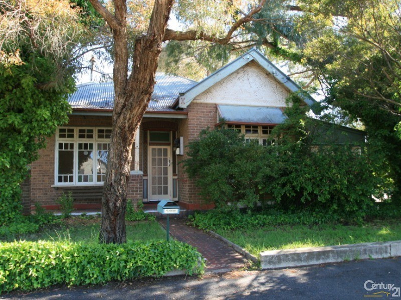 52 MARCH STREET, Orange NSW 2800