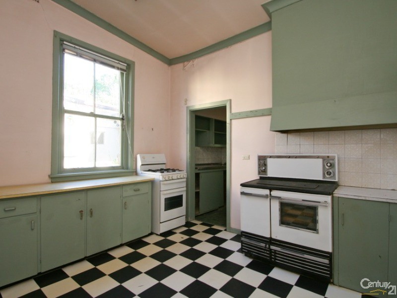 52 MARCH STREET, Orange NSW 2800