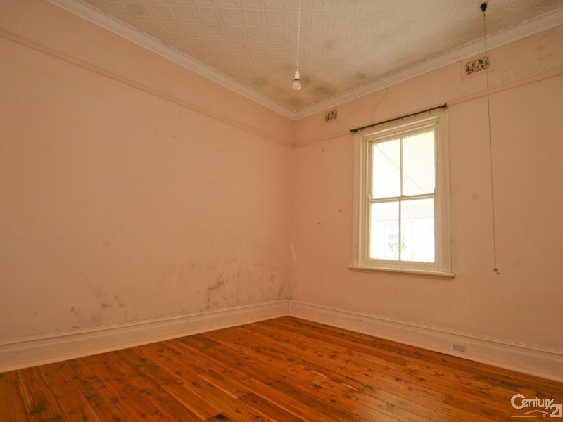 52 MARCH STREET, Orange NSW 2800