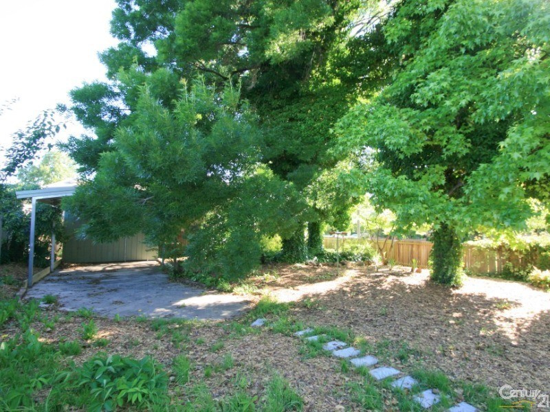 52 MARCH STREET, Orange NSW 2800