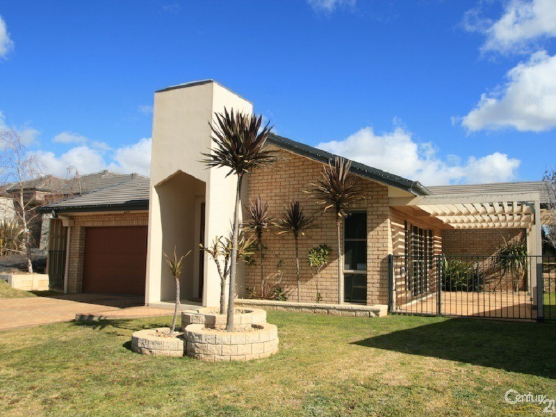 7 Diamond Drive, Orange NSW 2800