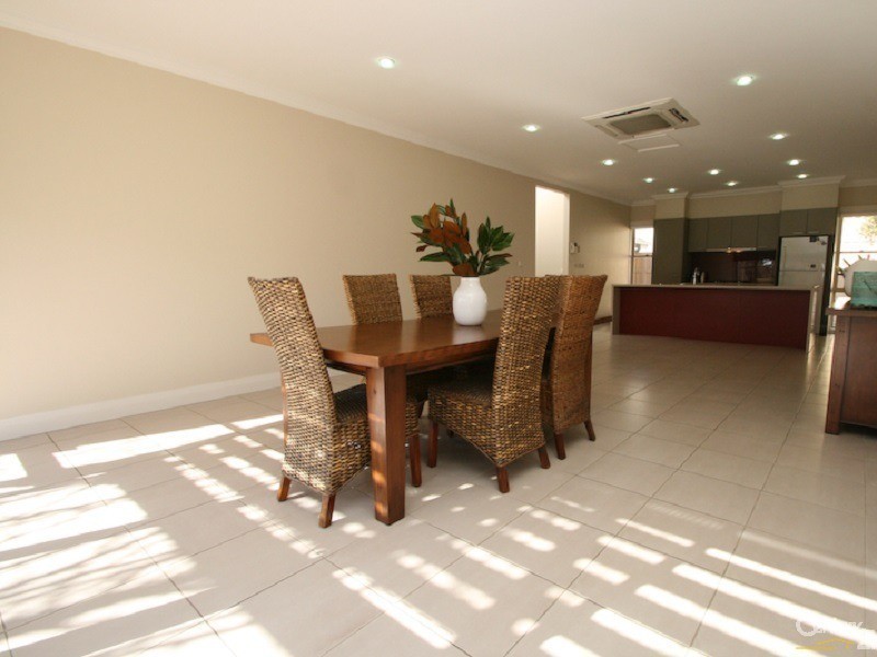 7 Diamond Drive, Orange NSW 2800