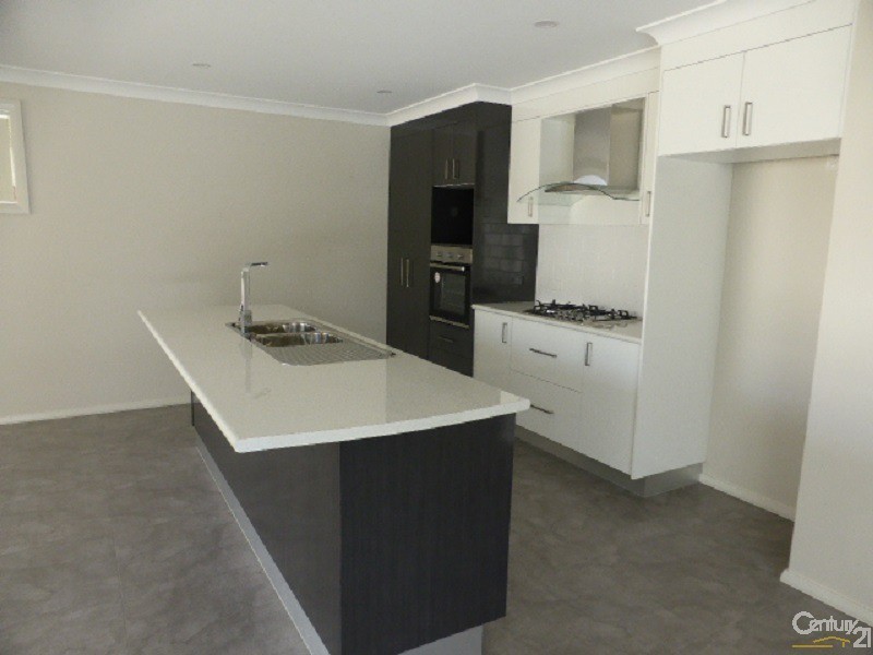 15 Hughes Street, Orange NSW 2800