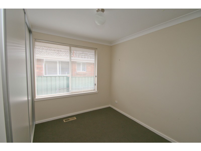 16 Sunny South Crescent, Orange NSW 2800