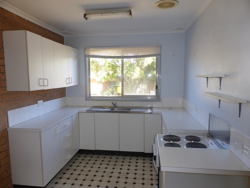 1/5-12 Keithian Place, Orange NSW 2800