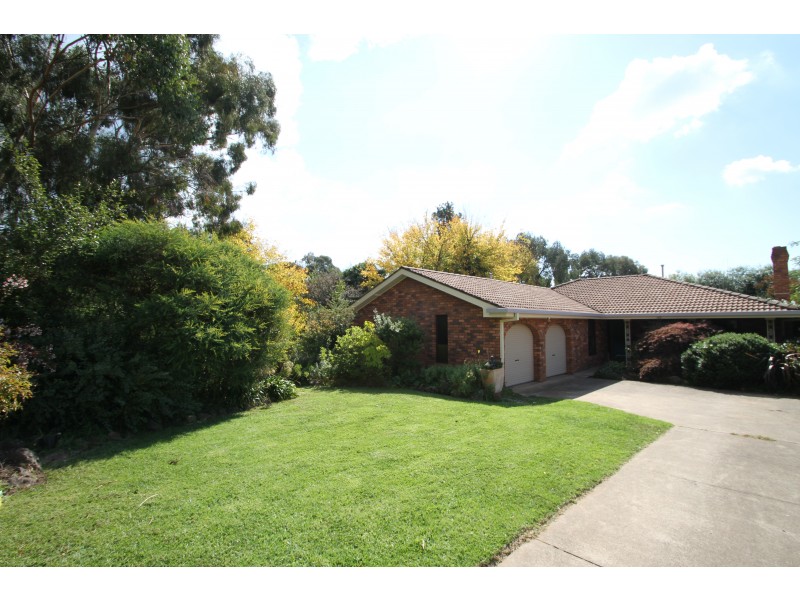 10 KARA PLACE, Orange NSW 2800