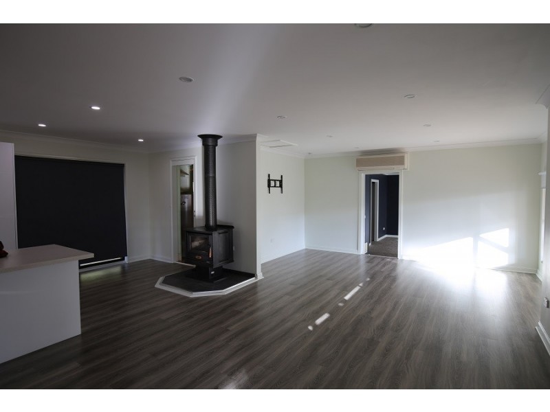 11 George Street, Millthorpe NSW 2798