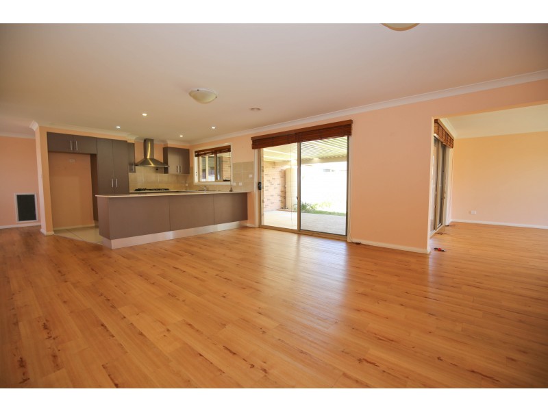 44 JONATHON ROAD, Orange NSW 2800