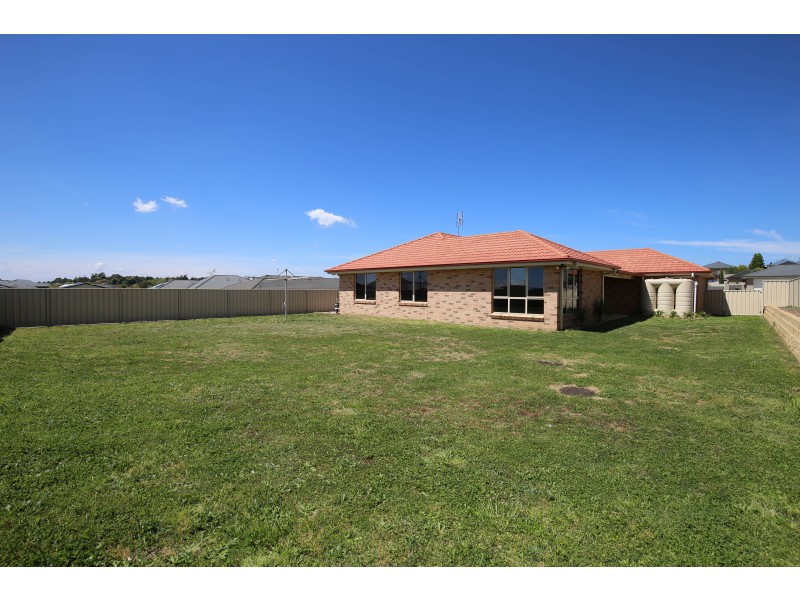 44 JONATHON ROAD, Orange NSW 2800