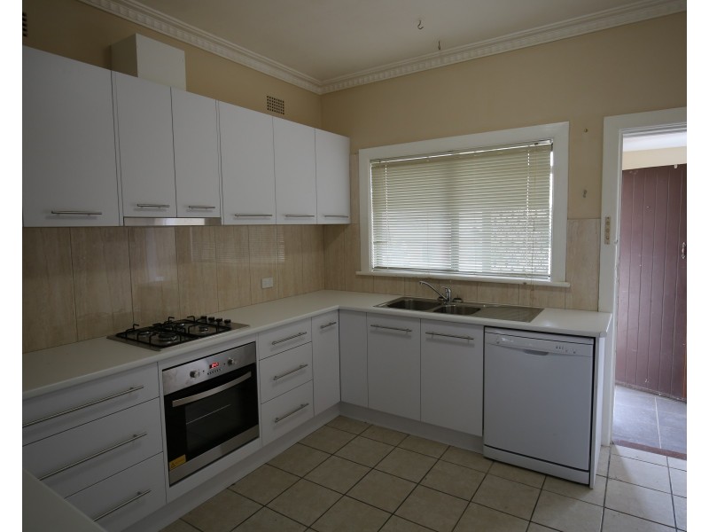 31 Spring Street, Orange NSW 2800