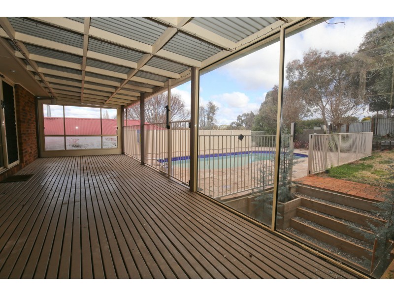 21 MAPLE AVENUE, Orange NSW 2800