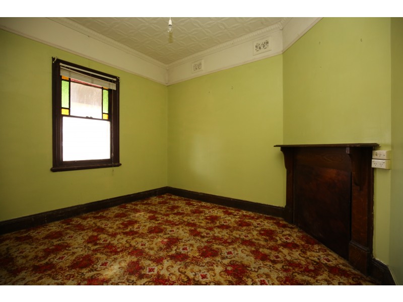 71 McLACHLAN STREET, Orange NSW 2800