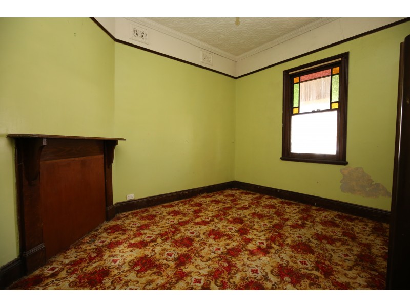 71 McLACHLAN STREET, Orange NSW 2800