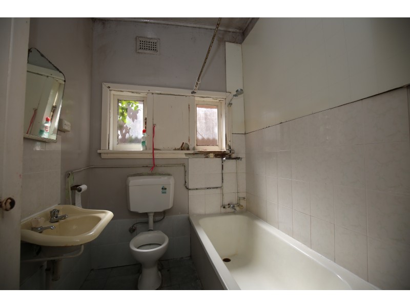 71 McLACHLAN STREET, Orange NSW 2800