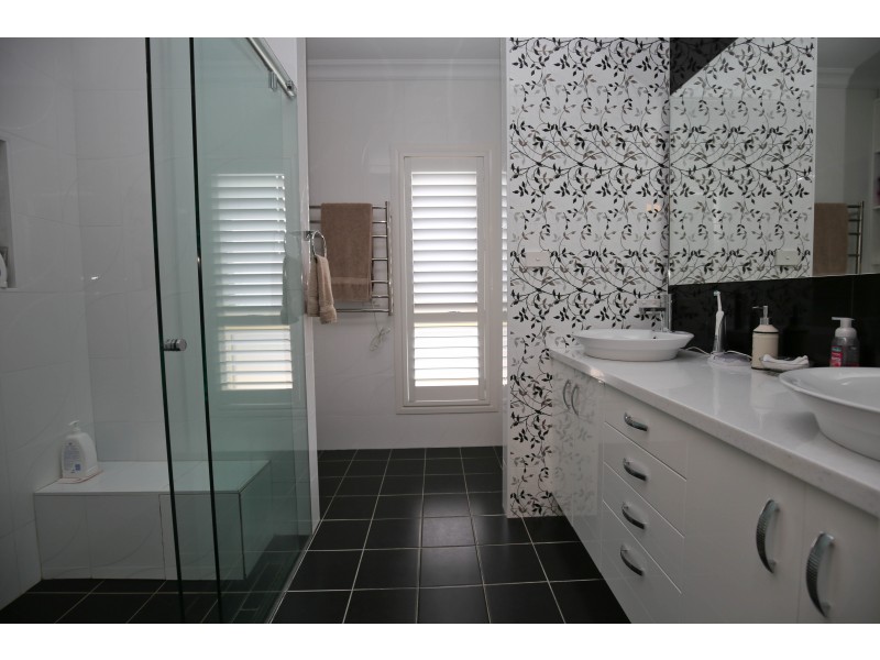 67  BOWMAN AVENUE, Orange NSW 2800