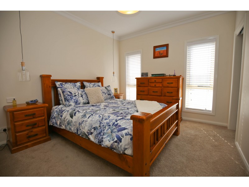 67  BOWMAN AVENUE, Orange NSW 2800
