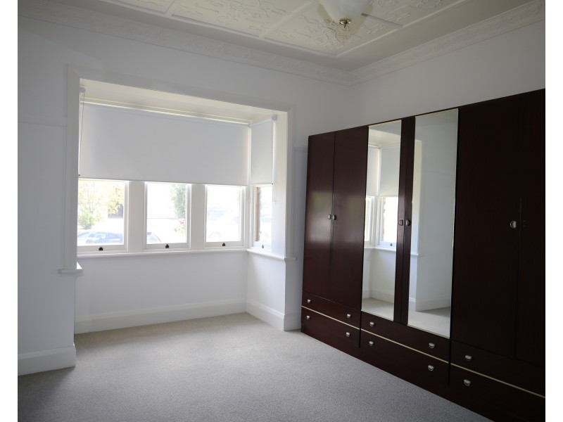 210 BYNG STREET, Orange NSW 2800