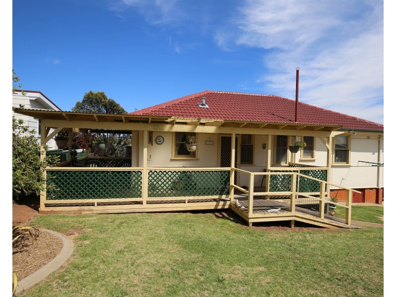 5 ADINA CRESCENT, Orange NSW 2800