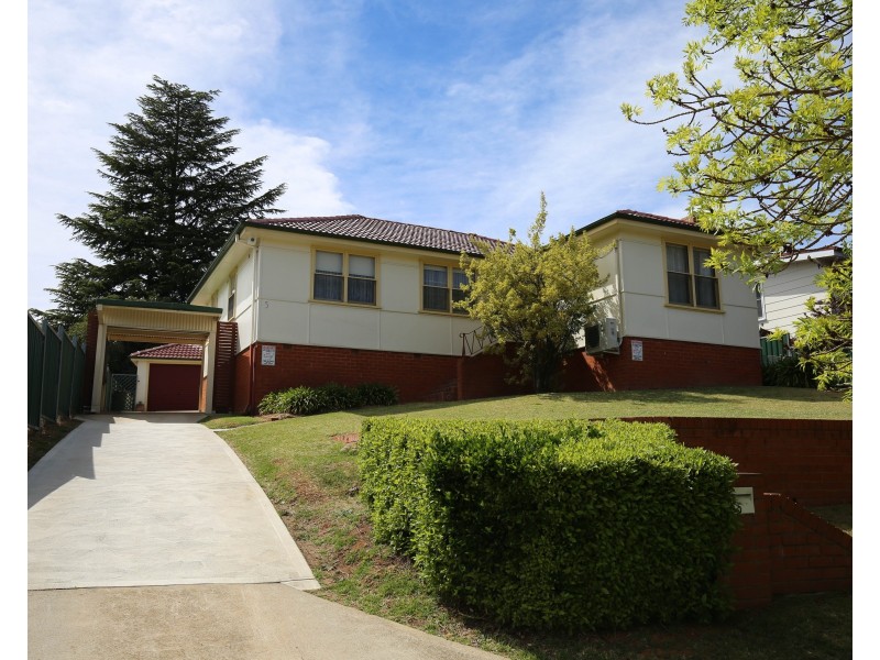 5 ADINA CRESCENT, Orange NSW 2800