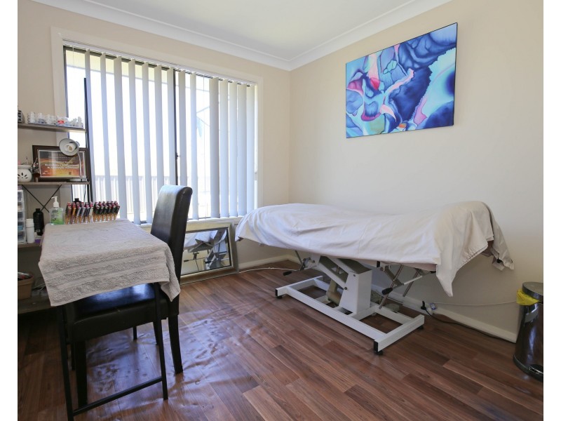 9 MULHALL PLACE, Orange NSW 2800
